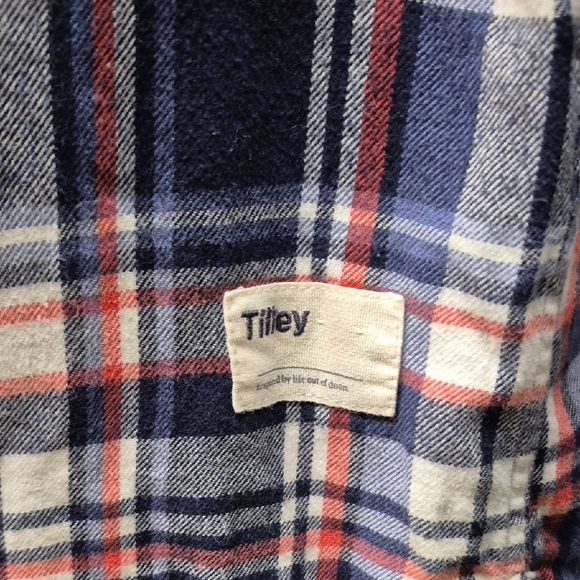 Tilly's Navy and Red Plaid Button Down Shirt - Picture 4 of 7